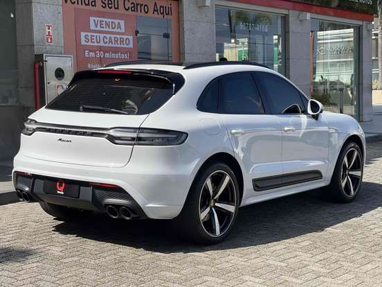 PORSCHE-MACAN-2022