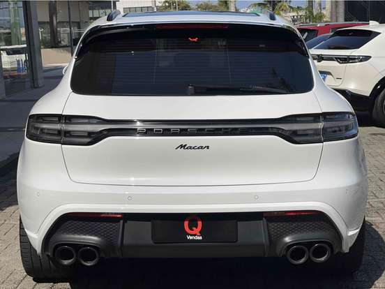 PORSCHE-MACAN-2022