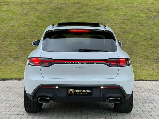 PORSCHE-MACAN-2022