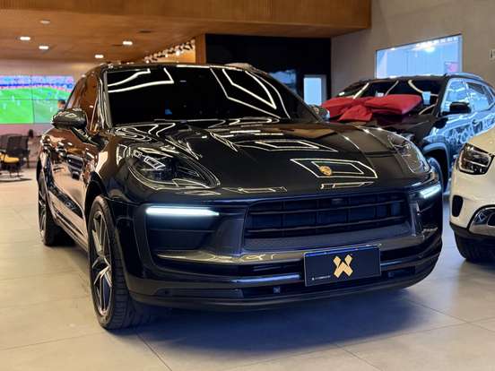 PORSCHE-MACAN-2025
