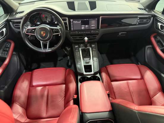 PORSCHE-MACAN-2019