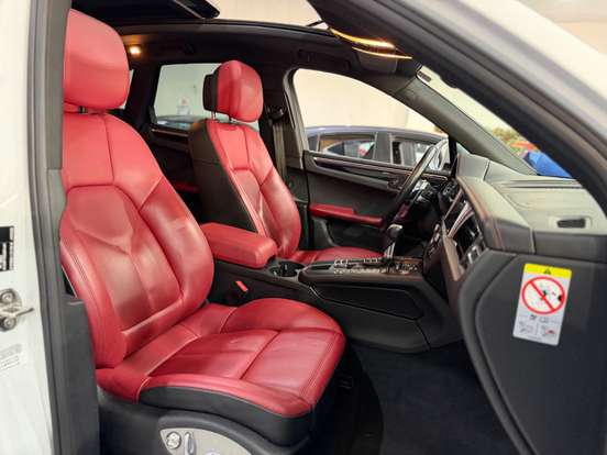 PORSCHE-MACAN-2019
