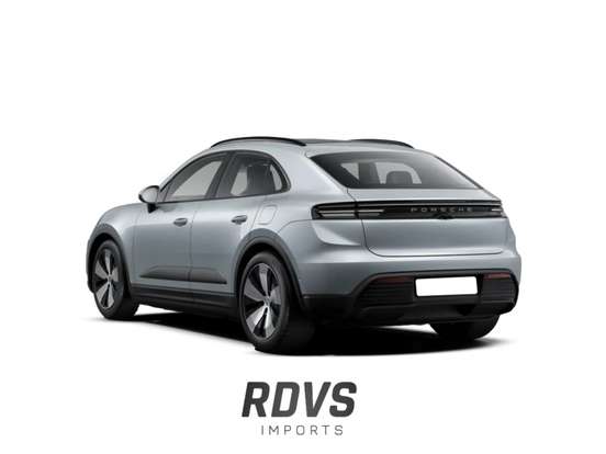 PORSCHE-MACAN-2025