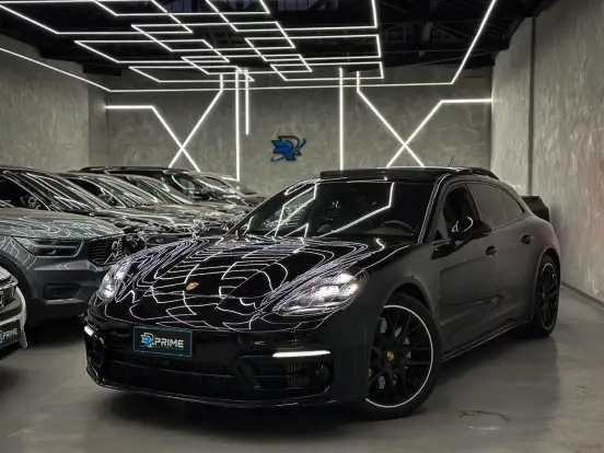 PORSCHE-PANAMERA-2023
