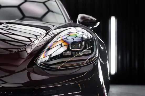 PORSCHE-PANAMERA-2023