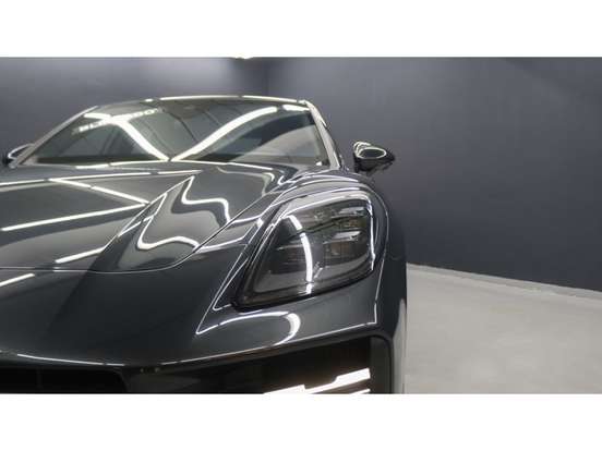 PORSCHE-PANAMERA-2025