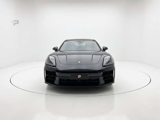 PORSCHE-PANAMERA-2025