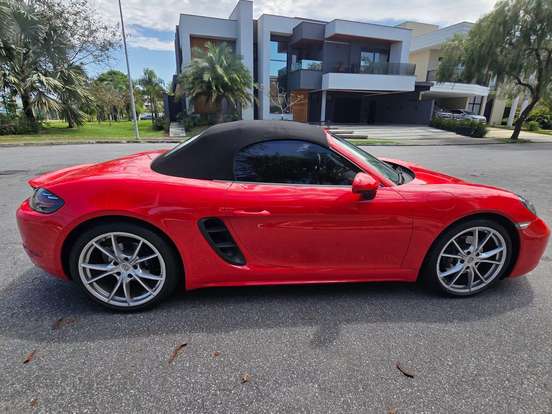 PORSCHE-718-2018