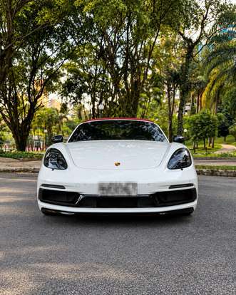 PORSCHE-718-2023