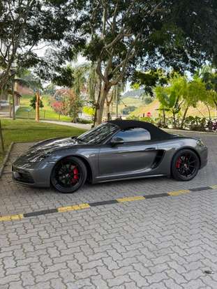 PORSCHE-718-2023
