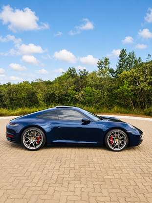 PORSCHE-911-2021