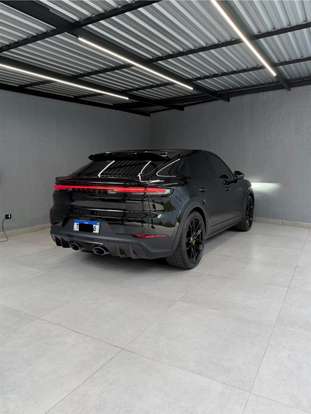 PORSCHE-CAYENNE-2025