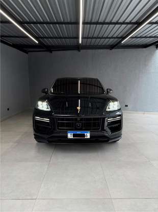 PORSCHE-CAYENNE-2025