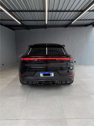 PORSCHE-CAYENNE-2025