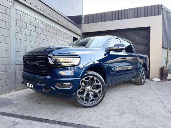 RAM-1500-5.7 V8 GASOLINA LIMITED NIGHT EDITION CD 4X4 AUTOMÁTICO RAM-1500-2023