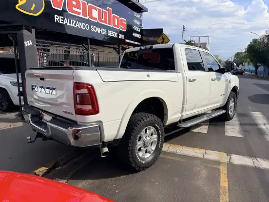 RAM-2500-6.7 I6 TURBO DIESEL LARAMIE CD 4X4 AUTOMÁTICO RAM-2500-2019