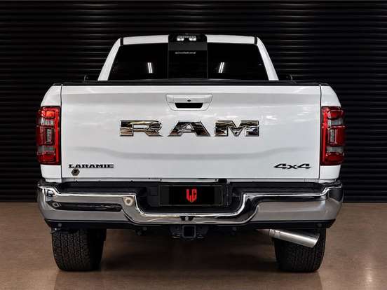 RAM-2500-6.7 I6 TURBO DIESEL LARAMIE CD 4X4 AUTOMÁTICO RAM-2500-2024