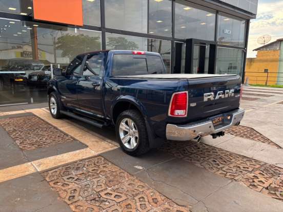 RAM-CLASSIC-5.7 V8 GASOLINA LARAMIE CD 4X4 AUTOMÁTICO RAM-CLASSIC-2023
