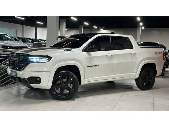 RAM RAMPAGE 2.0 HURRICANE 4 TURBO GASOLINA R/T 4X4 AUTOMÁTICO