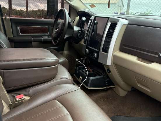RAM-2500-6.7 LARAMIE 4X4 CD I6 TURBO DIESEL 4P AUTOMÁTICO RAM-2500-2012