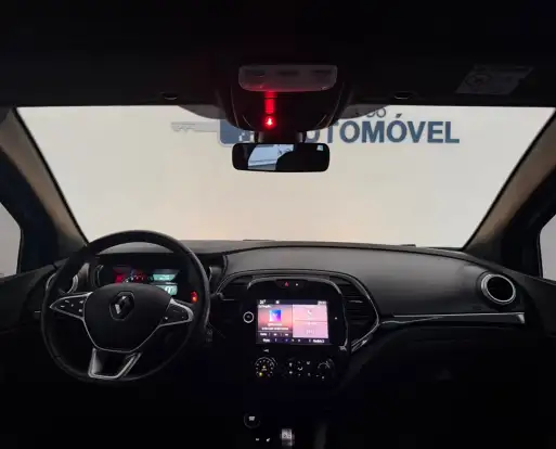 RENAULT-CAPTUR-2021