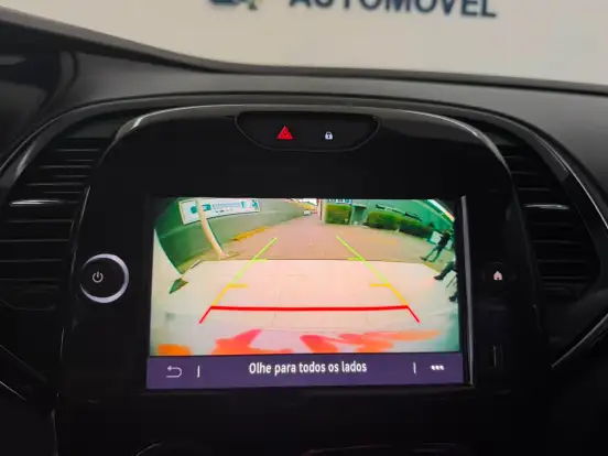 RENAULT-CAPTUR-2021