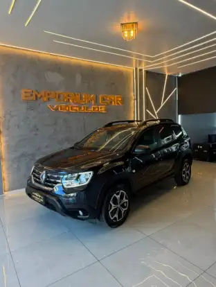 RENAULT-DUSTER-2023