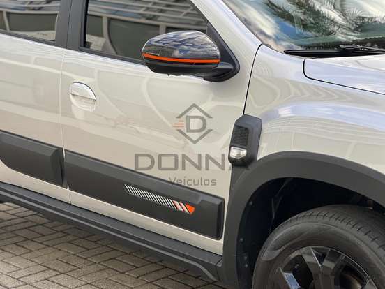 RENAULT-DUSTER-2025