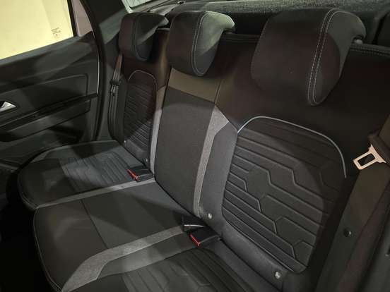 RENAULT-DUSTER-2023