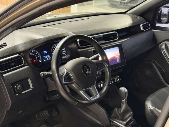 RENAULT-DUSTER-2022