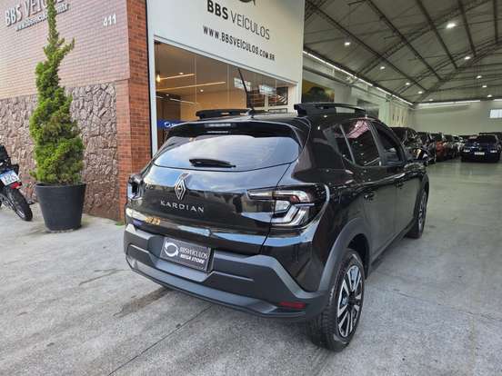 RENAULT-KARDIAN-2024