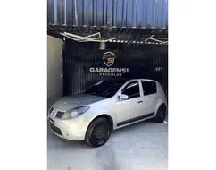 RENAULT SANDERO 1.6 EXPRESSION 8V FLEX 4P MANUAL RENAULT SANDERO 1.6 EXPRESSION 8V FLEX 4P MANUAL