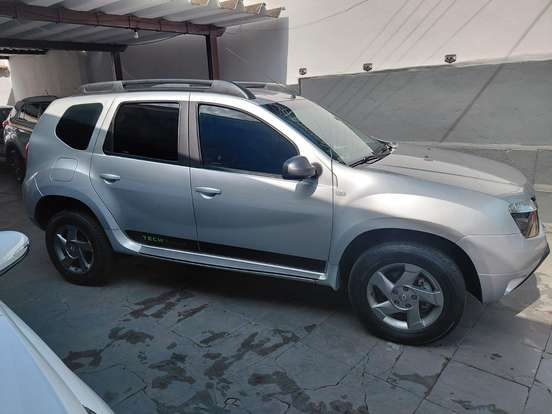 RENAULT-DUSTER-2.0 DYNAMIQUE 4X2 16V FLEX 4P AUTOMÁTICO RENAULT-DUSTER-2014