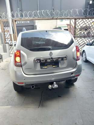 RENAULT-DUSTER-2014