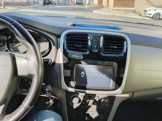 RENAULT-LOGAN-1.6 16V SCE FLEX EXPRESSION AVANTAGE MANUAL RENAULT-LOGAN-2018