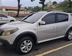 RENAULT SANDERO 1.6 STEPWAY 8V FLEX 4P MANUAL RENAULT SANDERO 1.6 STEPWAY 8V FLEX 4P MANUAL