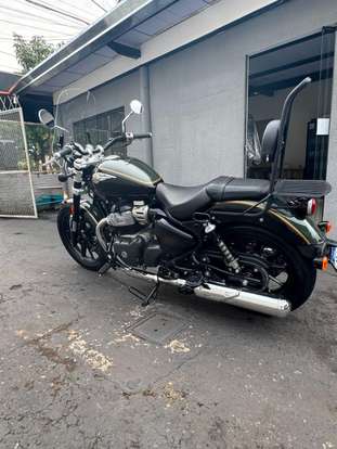 ROYAL ENFIELD-METEOR 650 INTERSTELLAR-2024