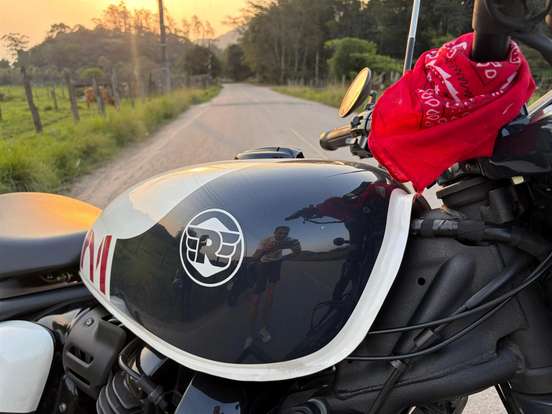 ROYAL ENFIELD-SHOTGUN 650 STENCIL WHITE ROYAL ENFIELD-SHOTGUN 650 STENCIL WHITE-2025