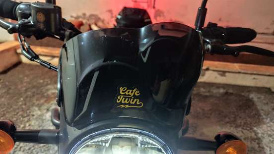 ROYAL ENFIELD-SHOTGUN 650 STENCIL WHITE-2025