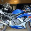 SUZUKI GSX-R750 SUZUKI GSX-R750