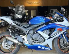 SUZUKI GSX-R750 SUZUKI GSX-R750
