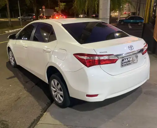 TOYOTA-COROLLA-2016