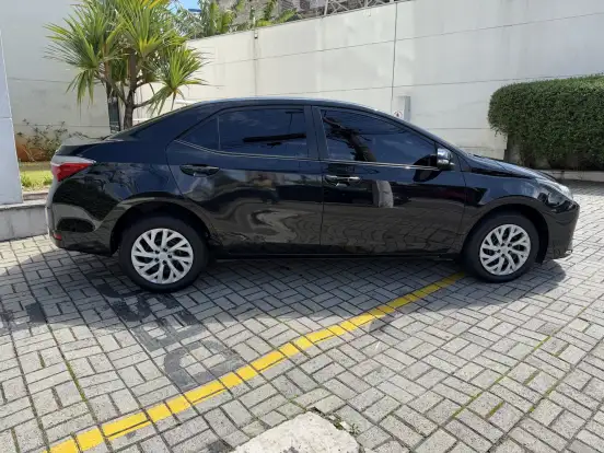 TOYOTA-COROLLA-2019