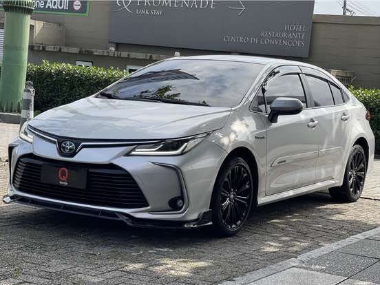 TOYOTA-COROLLA-2021