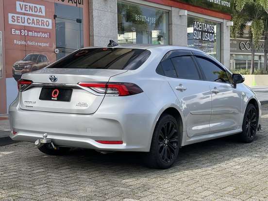 TOYOTA-COROLLA-2021