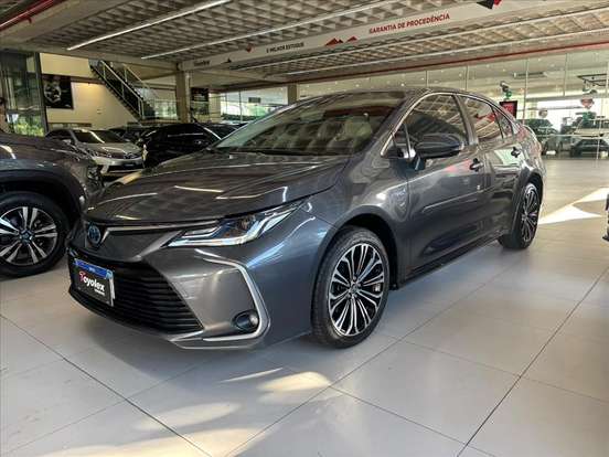 TOYOTA-COROLLA-2023