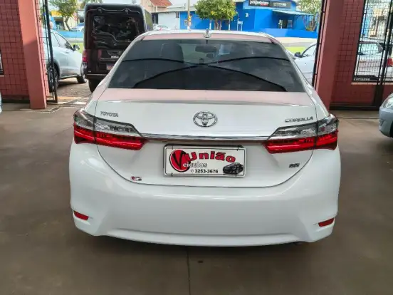 TOYOTA-COROLLA-2.0 ALTIS 16V FLEX 4P AUTOMÁTICO TOYOTA-COROLLA-2018