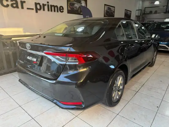 TOYOTA-COROLLA-2023