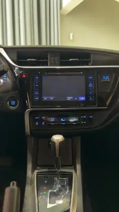 TOYOTA-COROLLA-2019