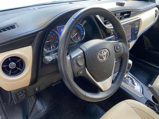 TOYOTA-COROLLA-2017